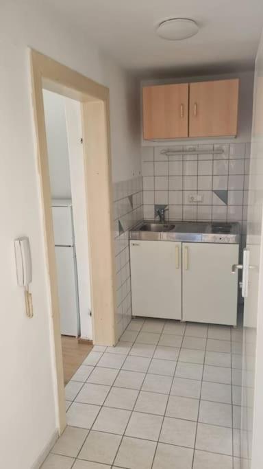 Apartment Mit 2 Betten Inklusive Gratis Parkplatz Graz Kültér fotó